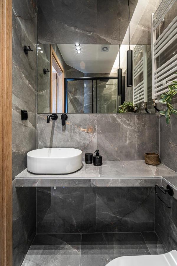 Juno By Halu! Stylish Apt In The Center Szaloniki Kültér fotó